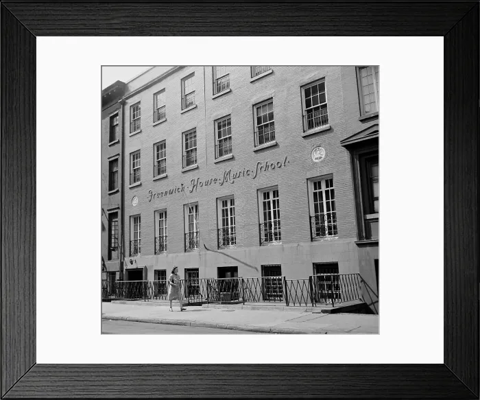 Framed Print : New York City Street Scenes Framed Print : New York City Street Scenes