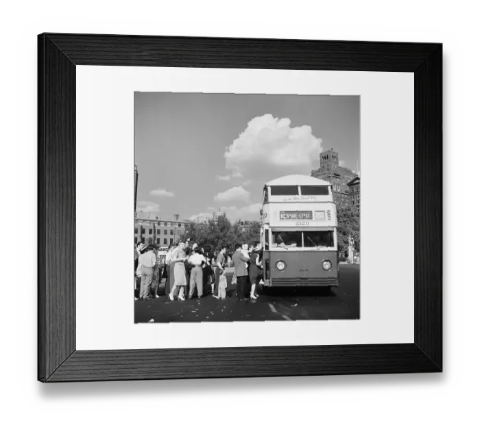 Framed Print : New York City Street Scenes Framed Print : New York City Street Scenes