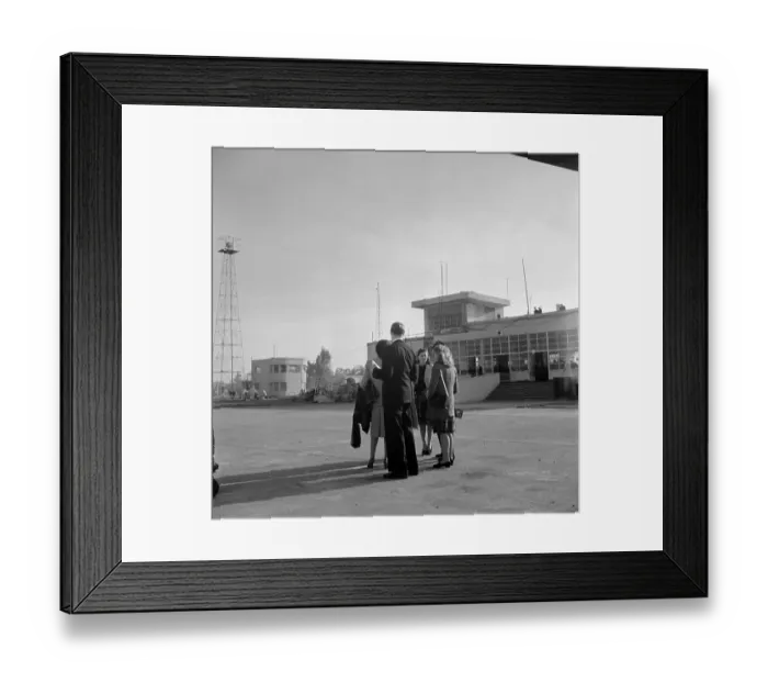 Framed Print : Aeropuerto Los Cerrillos Framed Print : Aeropuerto Los Cerrillos