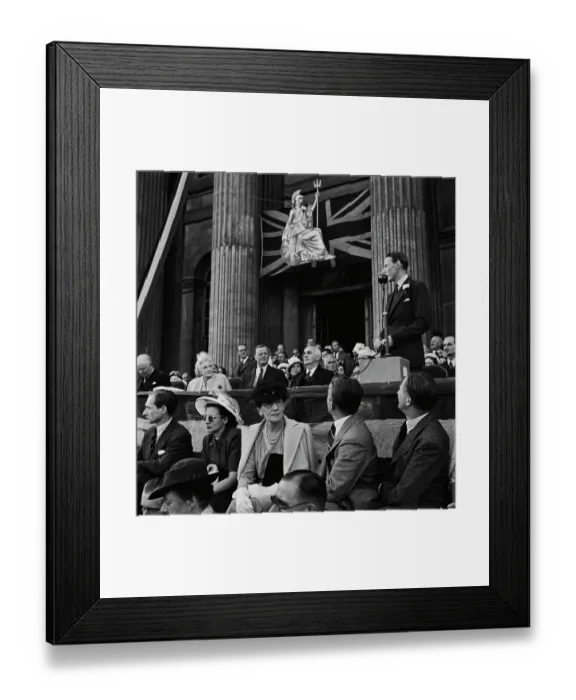 Framed Print : Clementine Churchill Framed Print : Clementine Churchill