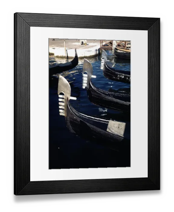 Framed Print : Canals in Venice Framed Print : Canals in Venice