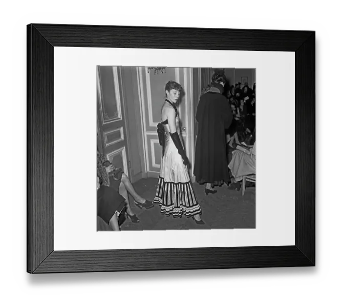 Framed Print : Jacques Fath Summer 1948 Fashion Show Framed Print : Jacques Fath Summer 1948 Fashion Show