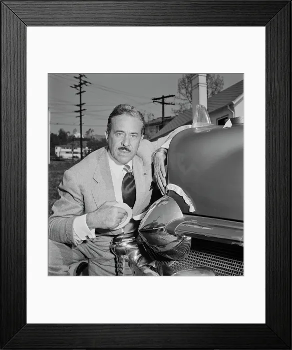 Framed Print : Raymond Loewy