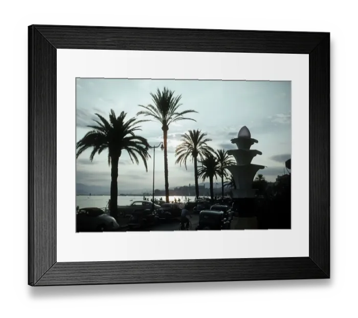 Framed Print : ANTIBES FRANCE Framed Print : ANTIBES FRANCE