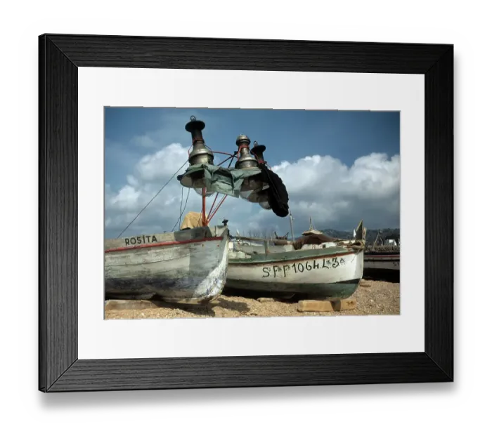 Framed Print : BARCELONA, SPAIN Framed Print : BARCELONA, SPAIN