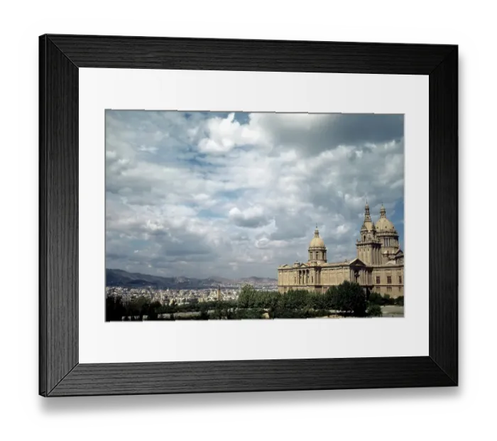 Framed Print : BARCELONA, SPAIN Framed Print : BARCELONA, SPAIN