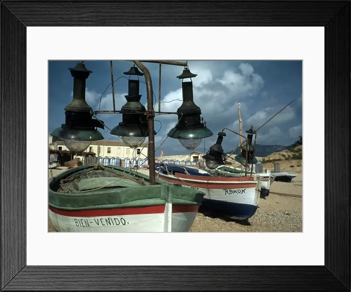 Framed Print : BARCELONA, SPAIN Framed Print : BARCELONA, SPAIN