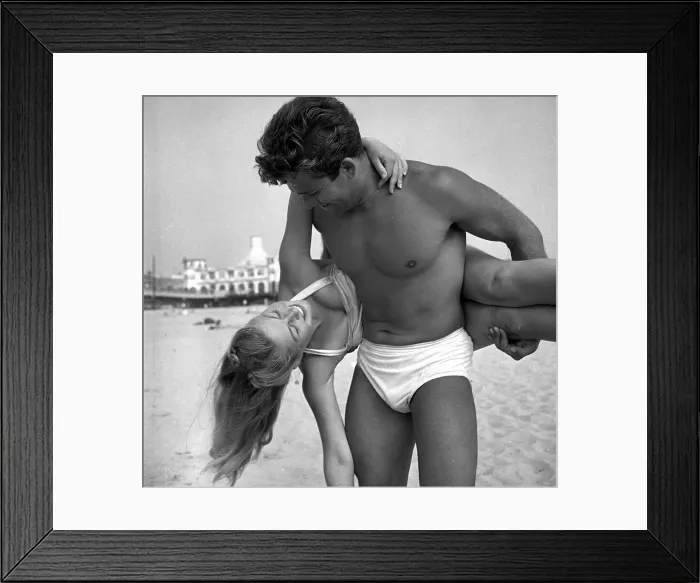 Framed Print : Muscle Beach Santa Monica Framed Print : Muscle Beach Santa Monica