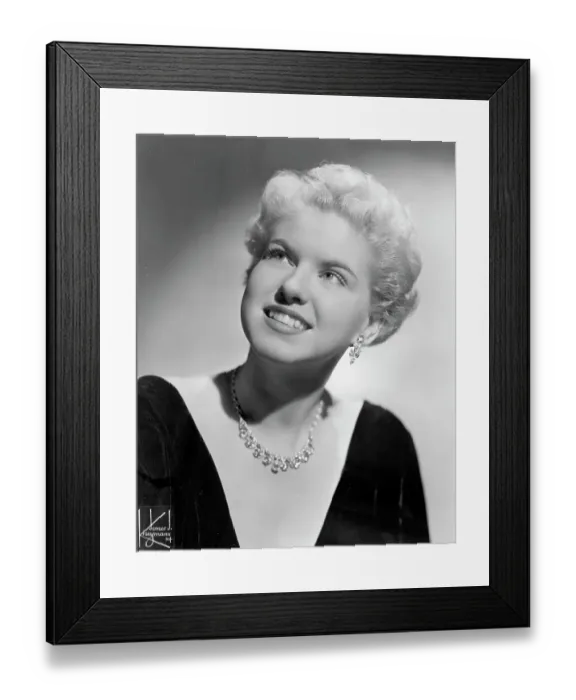 Framed Print : Chris Connor Portrait session Framed Print : Chris Connor Portrait session
