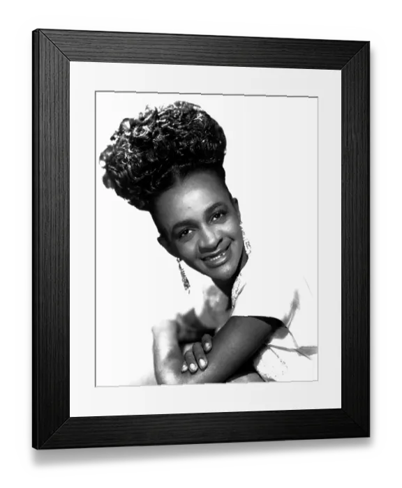 Framed Print : Clara Ward Portrait Session Framed Print : Clara Ward Portrait Session