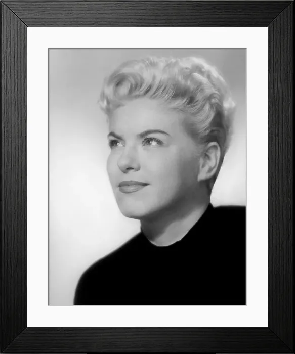 Framed Print : Chris Connor Portrait session Framed Print : Chris Connor Portrait session