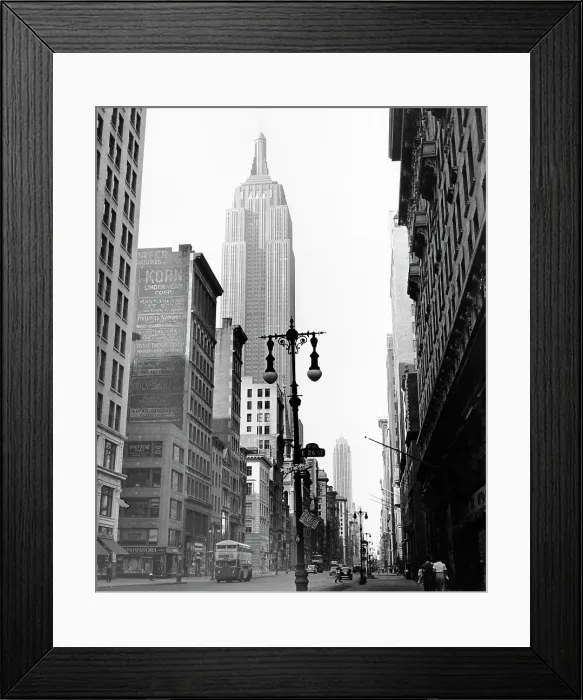 Framed Print : Empire State Building Framed Print : Empire State Building
