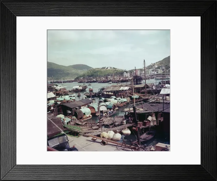 Framed Print : Aberdeen Floating Village Framed Print : Aberdeen Floating Village