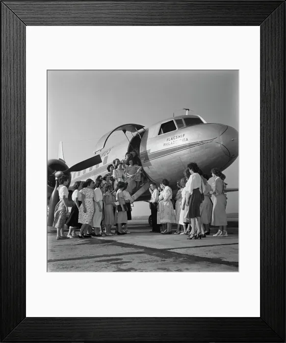Framed Print : Flagship Philadelphia, Lockheed Constellation Framed Print : Flagship Philadelphia, Lockheed Constellation