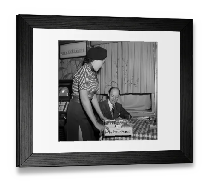 Framed Print : La Madelon Nightclub Framed Print : La Madelon Nightclub