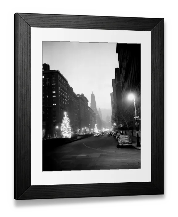 Framed Print : Park Avenue At Christmas