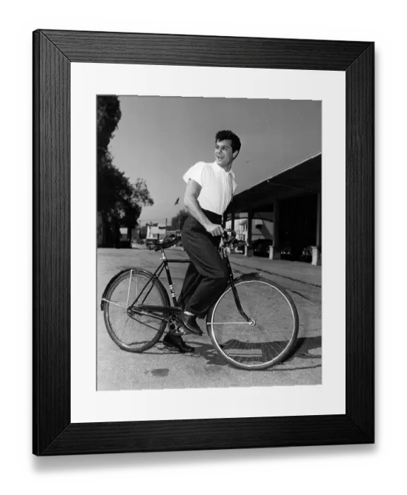 Framed Print : Tony Curtis Portrait