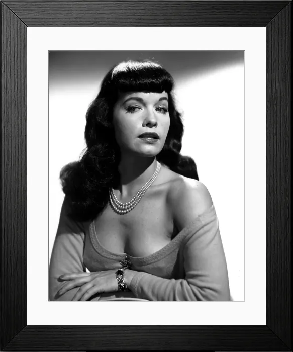 Framed Print : Bettie Page Portrait Framed Print : Bettie Page Portrait