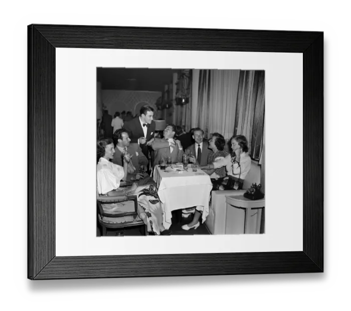 Framed Print : Mexico City Street Scenes Framed Print : Mexico City Street Scenes