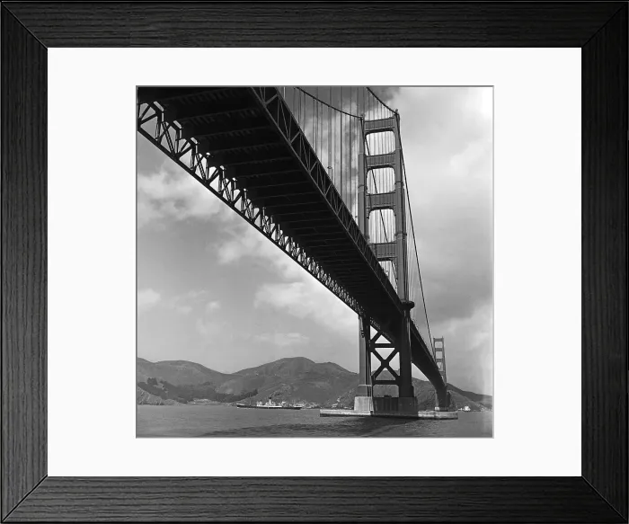 Framed Print : The Golden Gate Bridge Framed Print : The Golden Gate Bridge