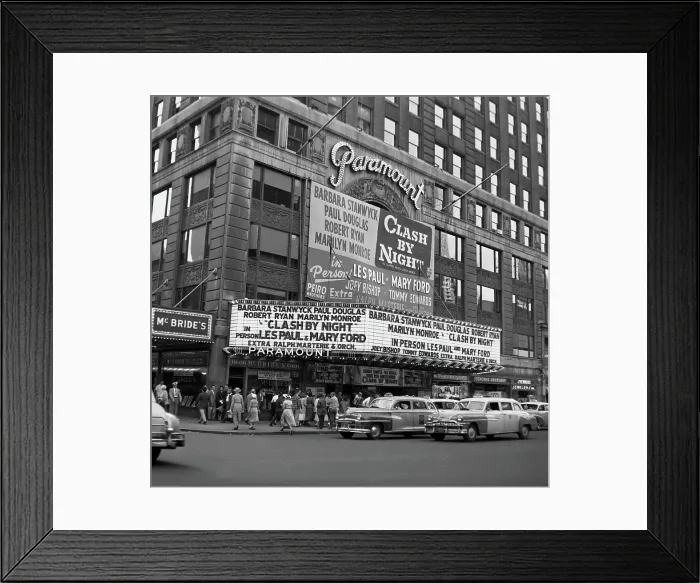 Framed Print : New York Paramount Marquee Framed Print : New York Paramount Marquee