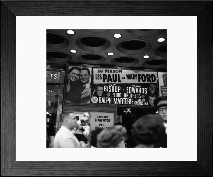 Framed Print : New York Paramount Marquee Framed Print : New York Paramount Marquee
