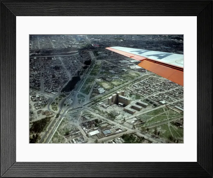 Framed Print : AMERICAN AIRLINES PLANE OVER MEXICO CITY Framed Print : AMERICAN AIRLINES PLANE OVER MEXICO CITY