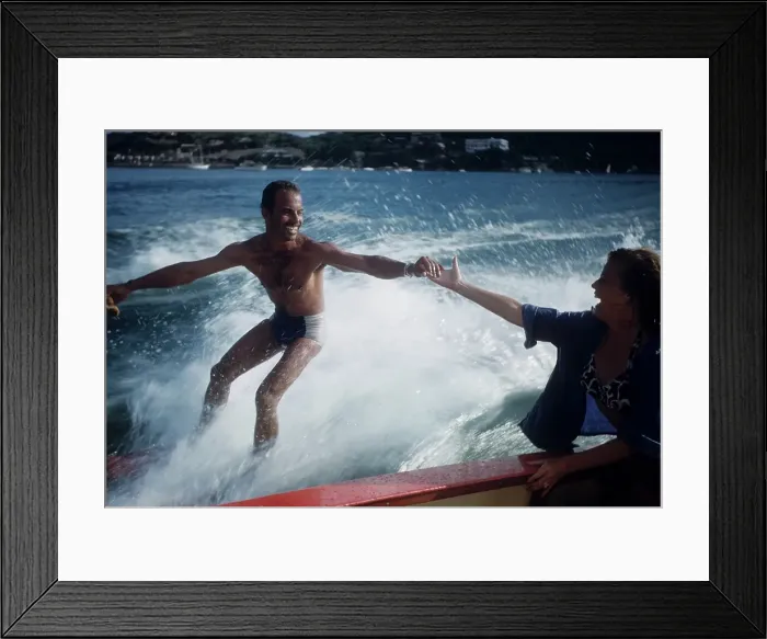 Framed Print : WATER SKIING IN ACAPULCO Framed Print : WATER SKIING IN ACAPULCO