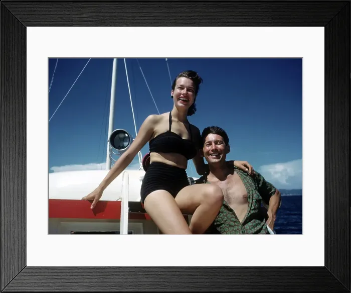 Framed Print : BOATING IN ACAPULCO Framed Print : BOATING IN ACAPULCO