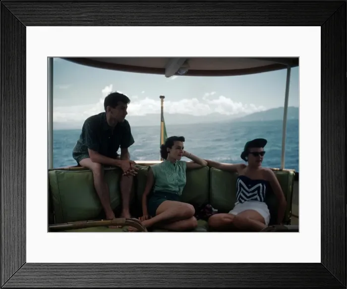 Framed Print : BOATING IN ACAPULCO Framed Print : BOATING IN ACAPULCO