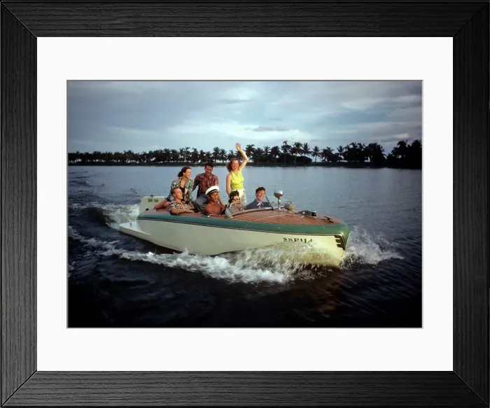 Framed Print : BOATING IN ACAPULCO Framed Print : BOATING IN ACAPULCO