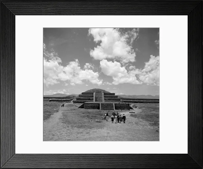 Framed Print : Teotihuacan, Mexico Framed Print : Teotihuacan, Mexico