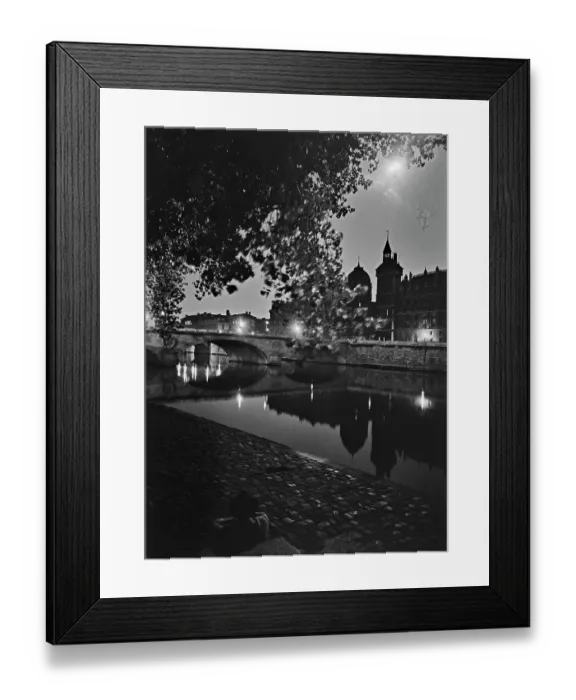 Framed Print : Palais De Justice By Night Framed Print : Palais De Justice By Night