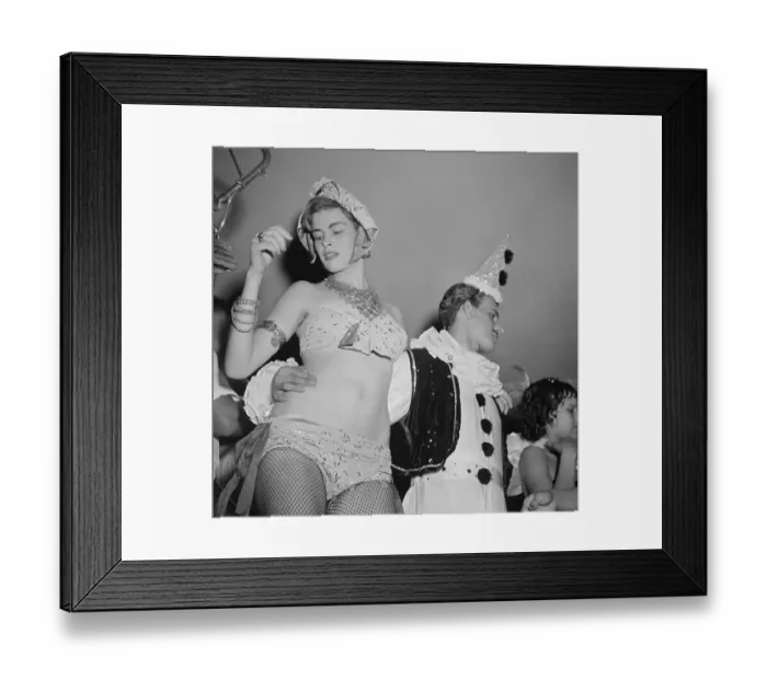 Framed Print : Carnival in Rio de Janeiro Framed Print : Carnival in Rio de Janeiro