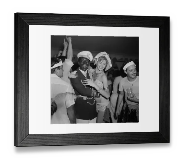 Framed Print : Carnival in Rio de Janeiro Framed Print : Carnival in Rio de Janeiro
