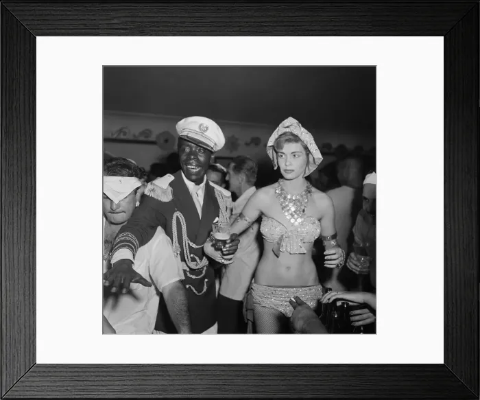 Framed Print : Carnival in Rio de Janeiro Framed Print : Carnival in Rio de Janeiro