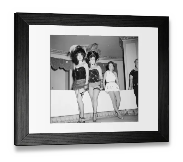 Framed Print : Carnival in Rio de Janeiro Framed Print : Carnival in Rio de Janeiro