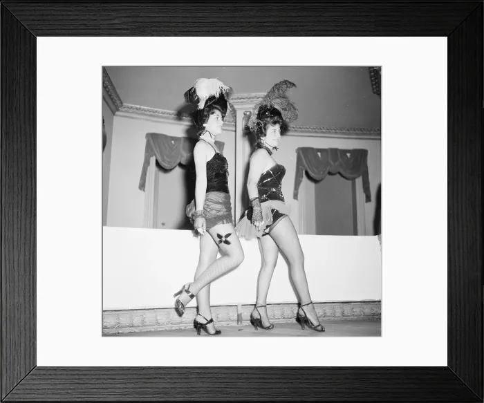 Framed Print : Carnival in Rio de Janeiro Framed Print : Carnival in Rio de Janeiro
