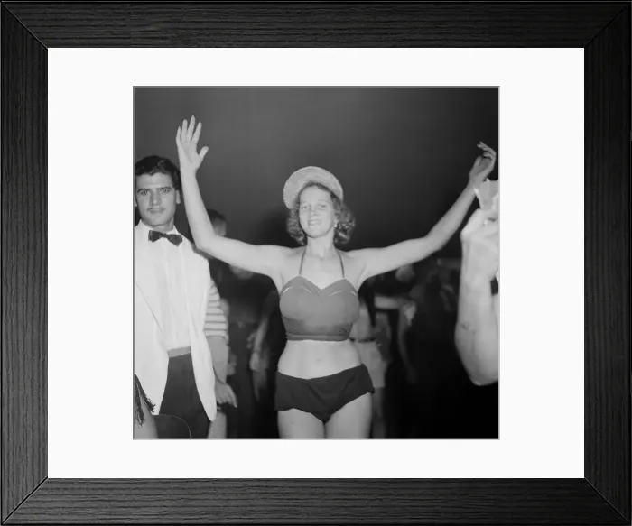 Framed Print : Carnival in Rio de Janeiro Framed Print : Carnival in Rio de Janeiro