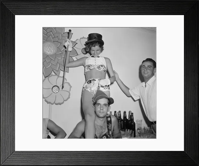 Framed Print : Carnival in Rio de Janeiro Framed Print : Carnival in Rio de Janeiro