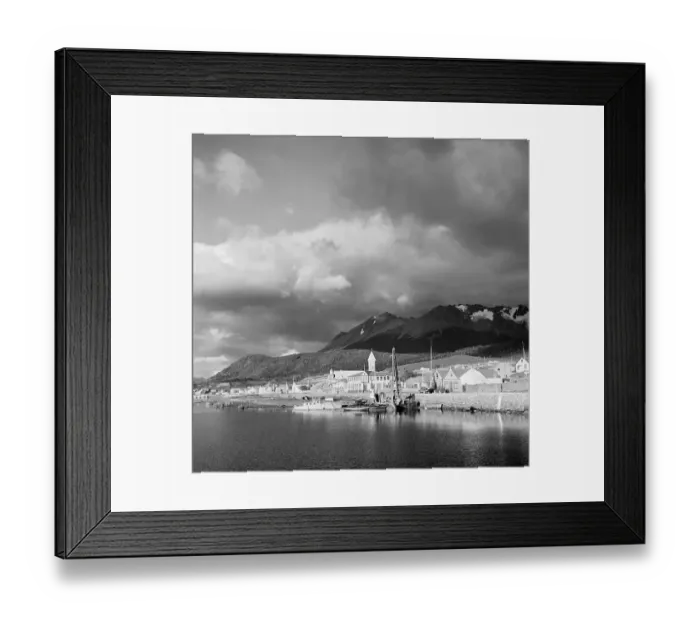 Framed Print : Patagonia, Argentina Framed Print : Patagonia, Argentina