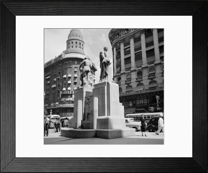 Framed Print : Buenos Aires, Argentina Framed Print : Buenos Aires, Argentina