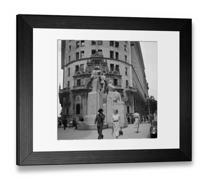 Framed Print : Buenos Aires, Argentina Framed Print : Buenos Aires, Argentina