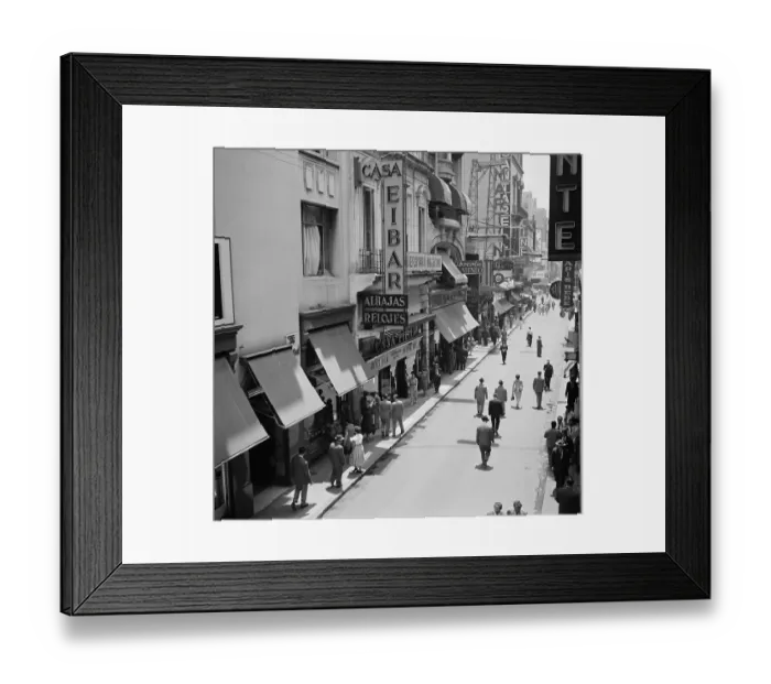 Framed Print : Buenos Aires, Argentina Framed Print : Buenos Aires, Argentina