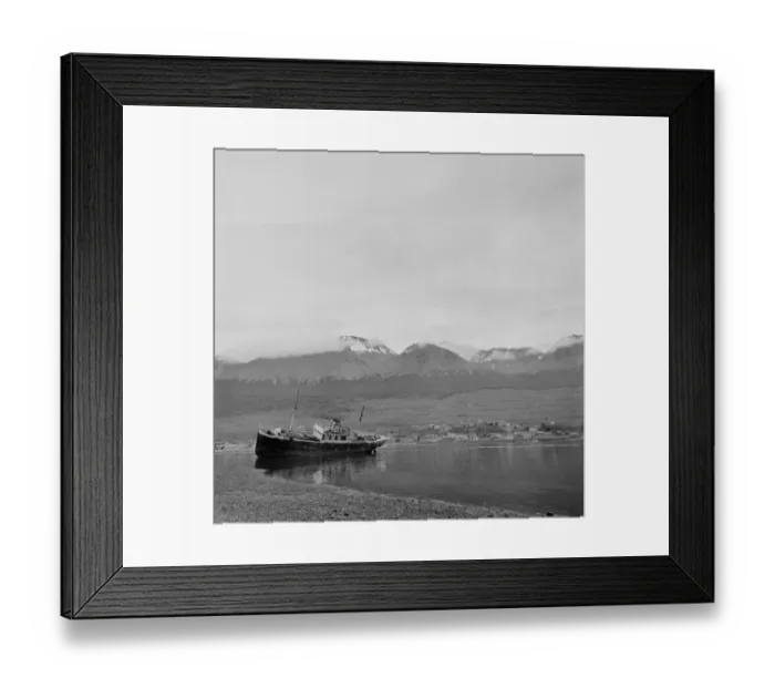 Framed Print : Patagonia, Argentina Framed Print : Patagonia, Argentina