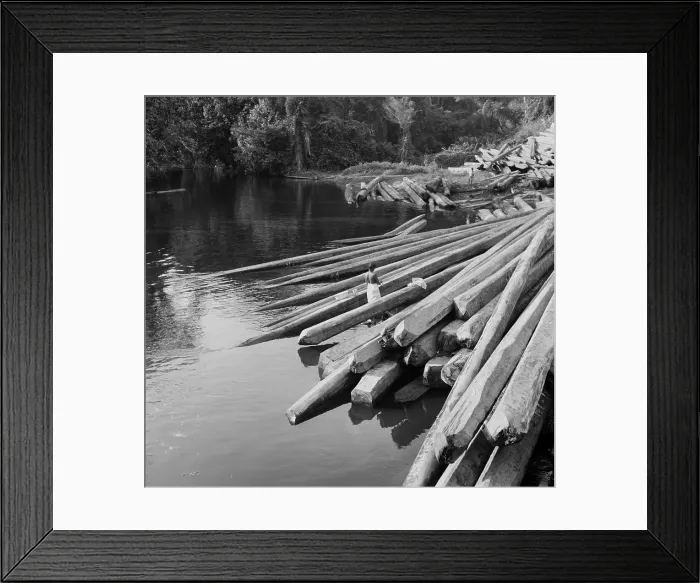 Framed Print : Surname's Maroon People Framed Print : Surname's Maroon People