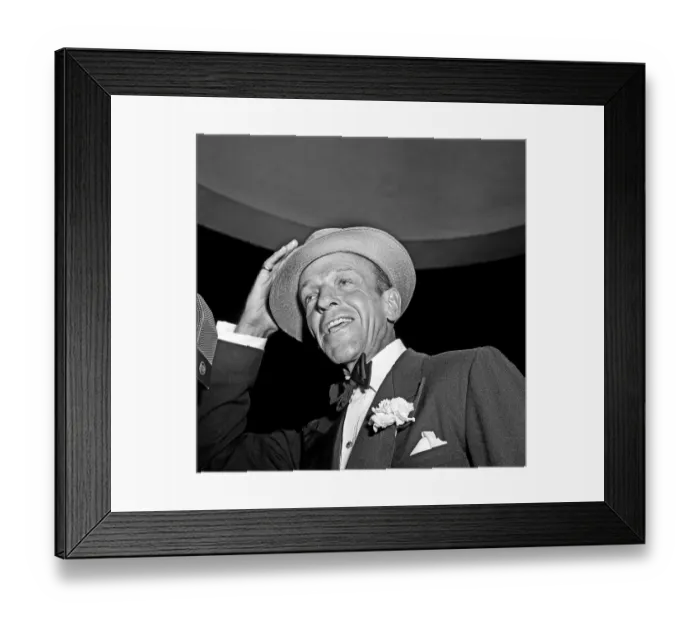 Framed Print : Fred Astaire On The Town Framed Print : Fred Astaire On The Town