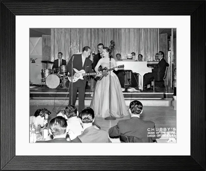 Framed Print : Les Paul & Mary Ford Performing Framed Print : Les Paul & Mary Ford Performing
