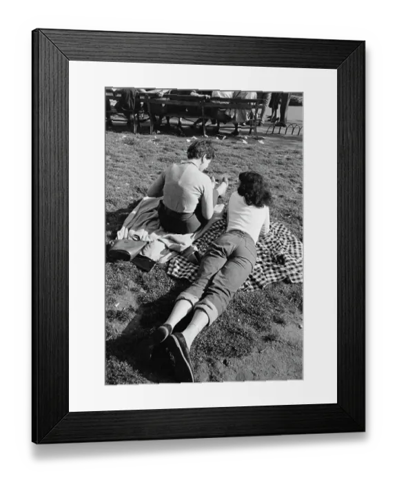 Framed Print : Greenwich Village Girls Framed Print : Greenwich Village Girls