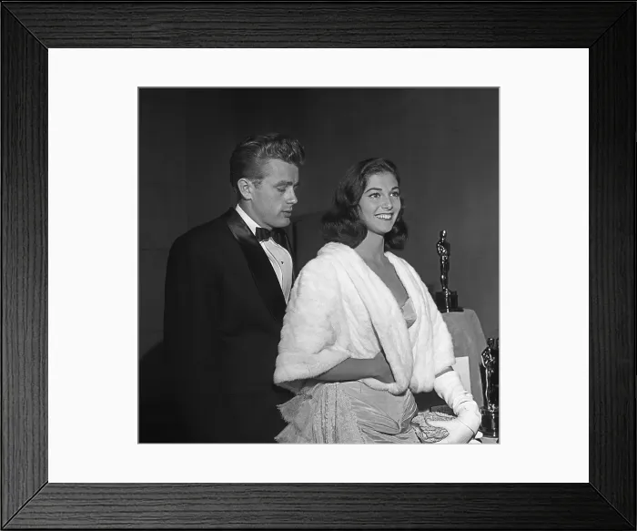 Framed Print : James Dean And Pier Angeli Framed Print : James Dean And Pier Angeli